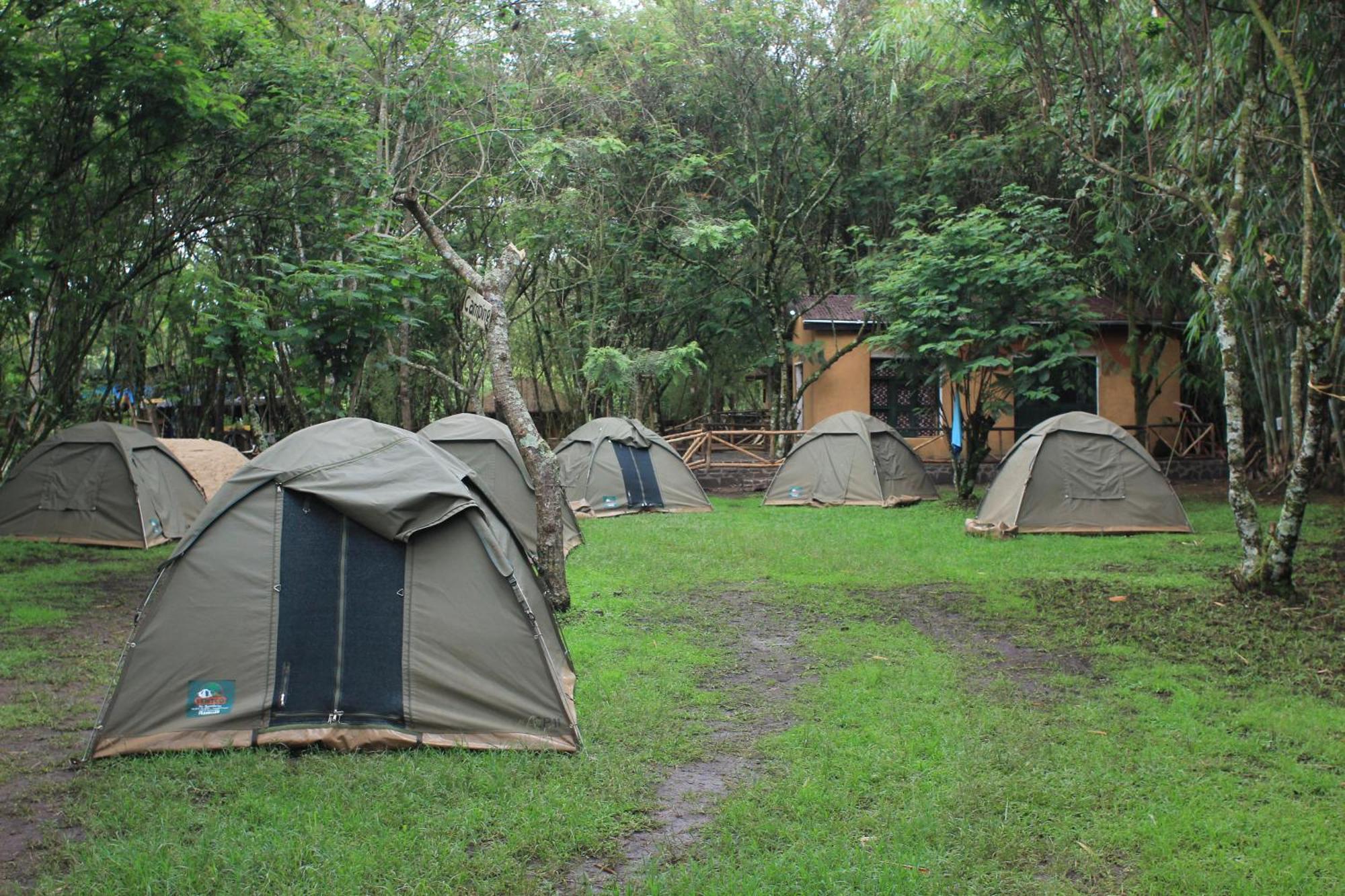 Red Rocks Rwanda - Campsite & Guesthouse Nyakinama Exteriör bild