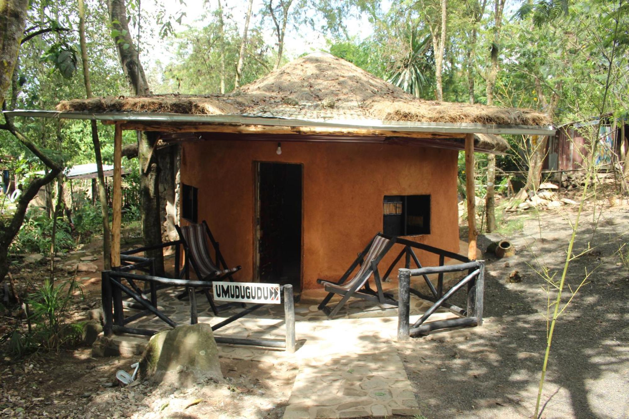 Red Rocks Rwanda - Campsite & Guesthouse Nyakinama Exteriör bild