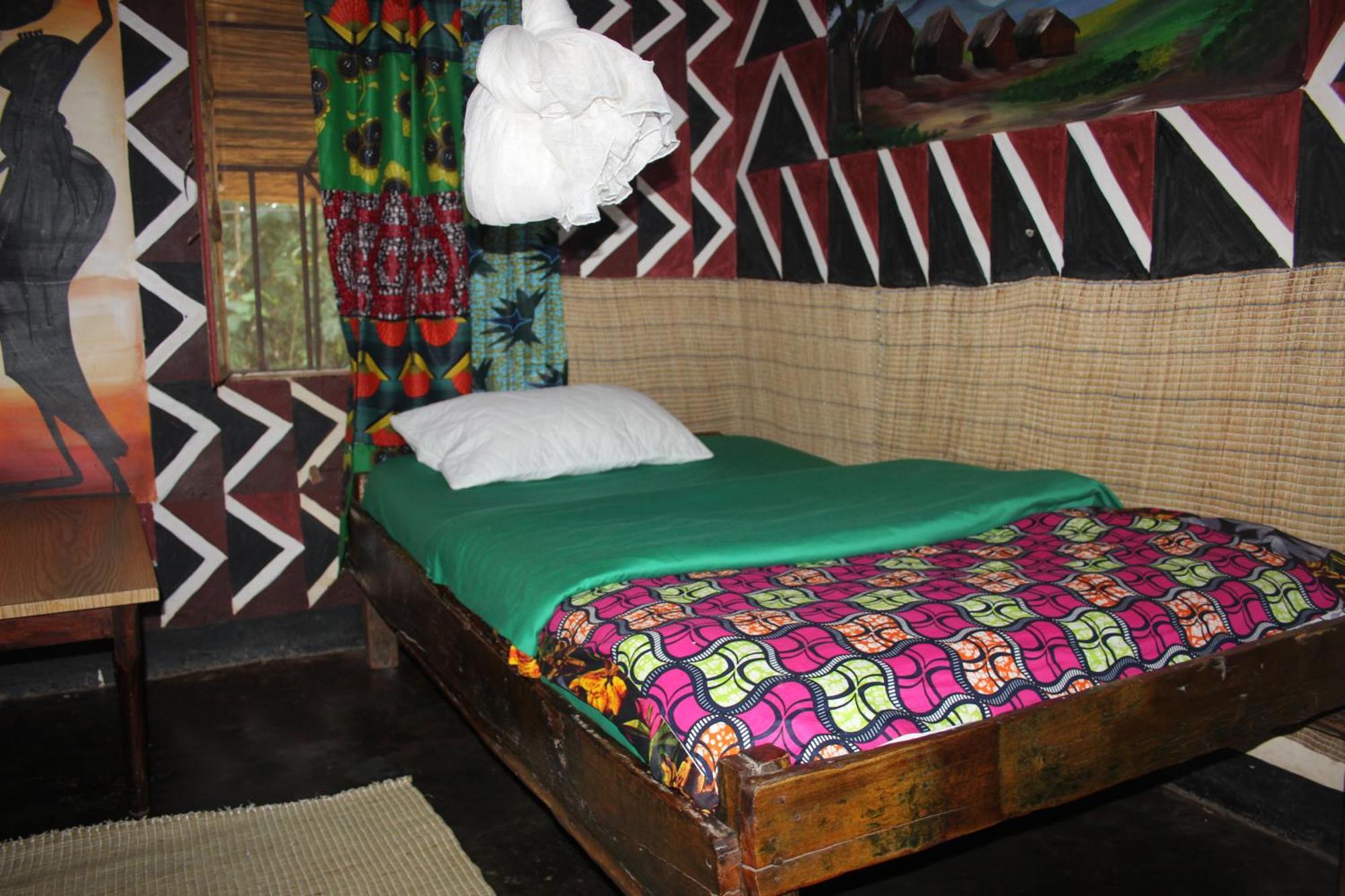 Red Rocks Rwanda - Campsite & Guesthouse Nyakinama Exteriör bild