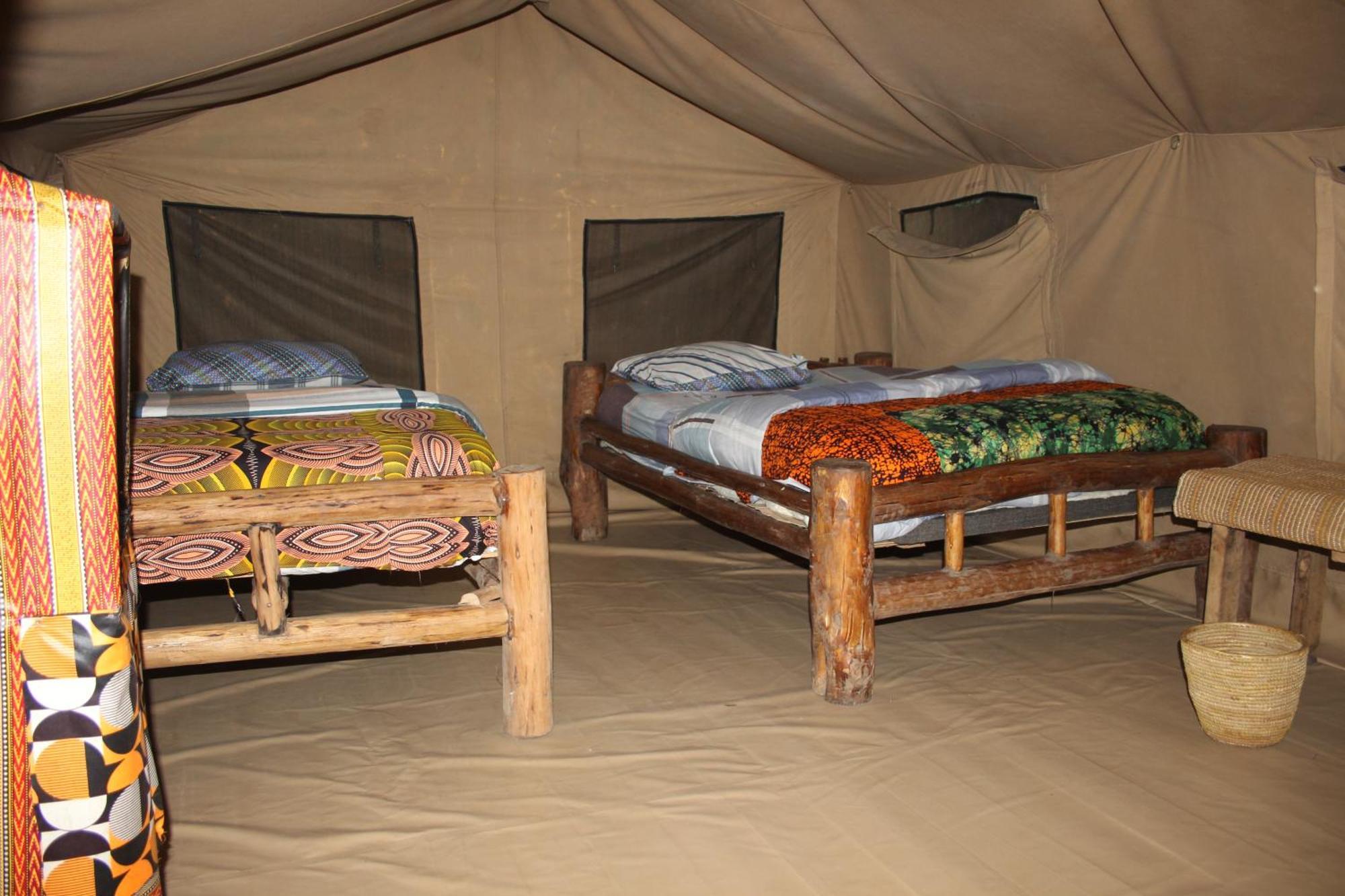 Red Rocks Rwanda - Campsite & Guesthouse Nyakinama Exteriör bild