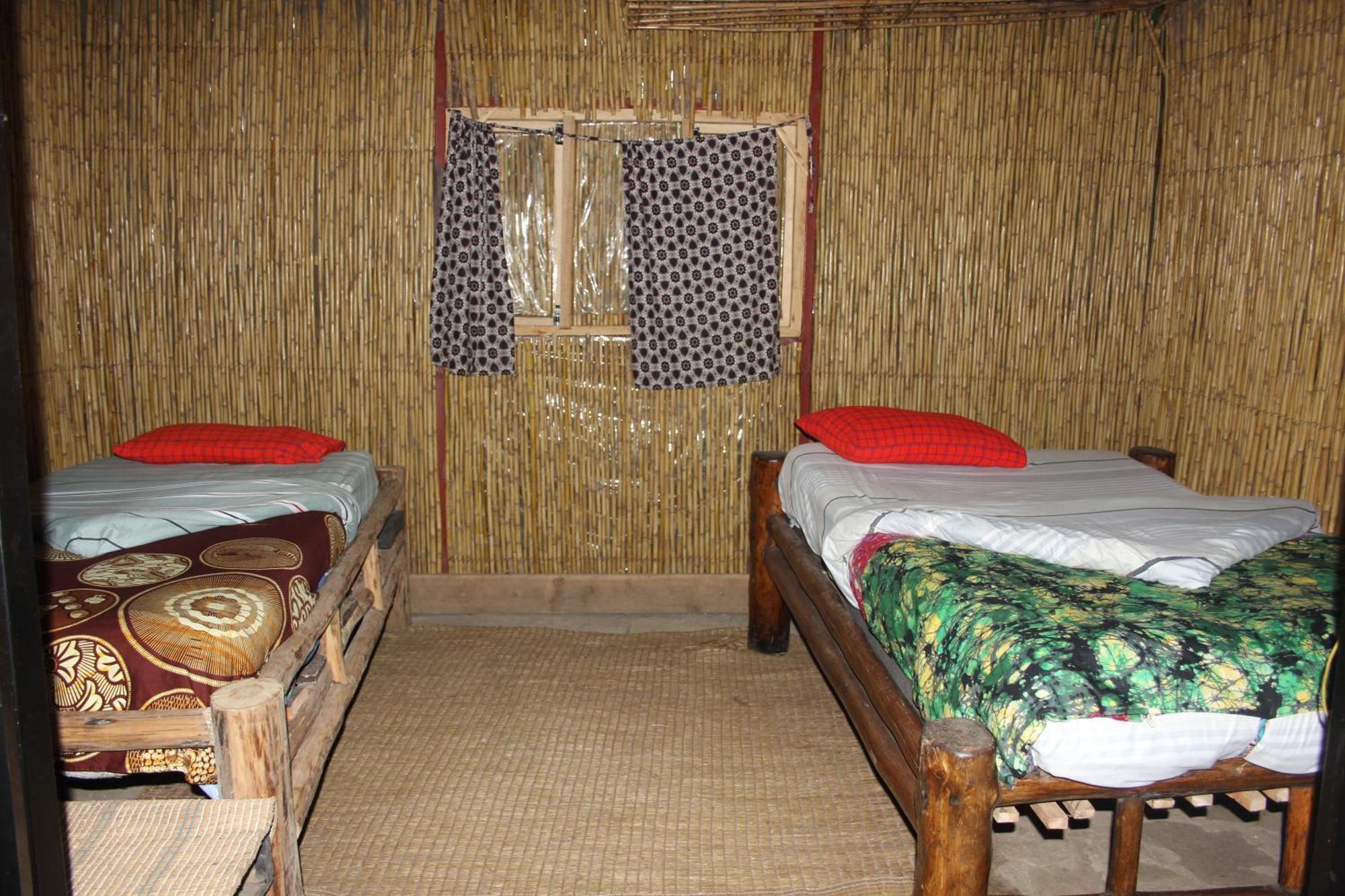 Red Rocks Rwanda - Campsite & Guesthouse Nyakinama Exteriör bild