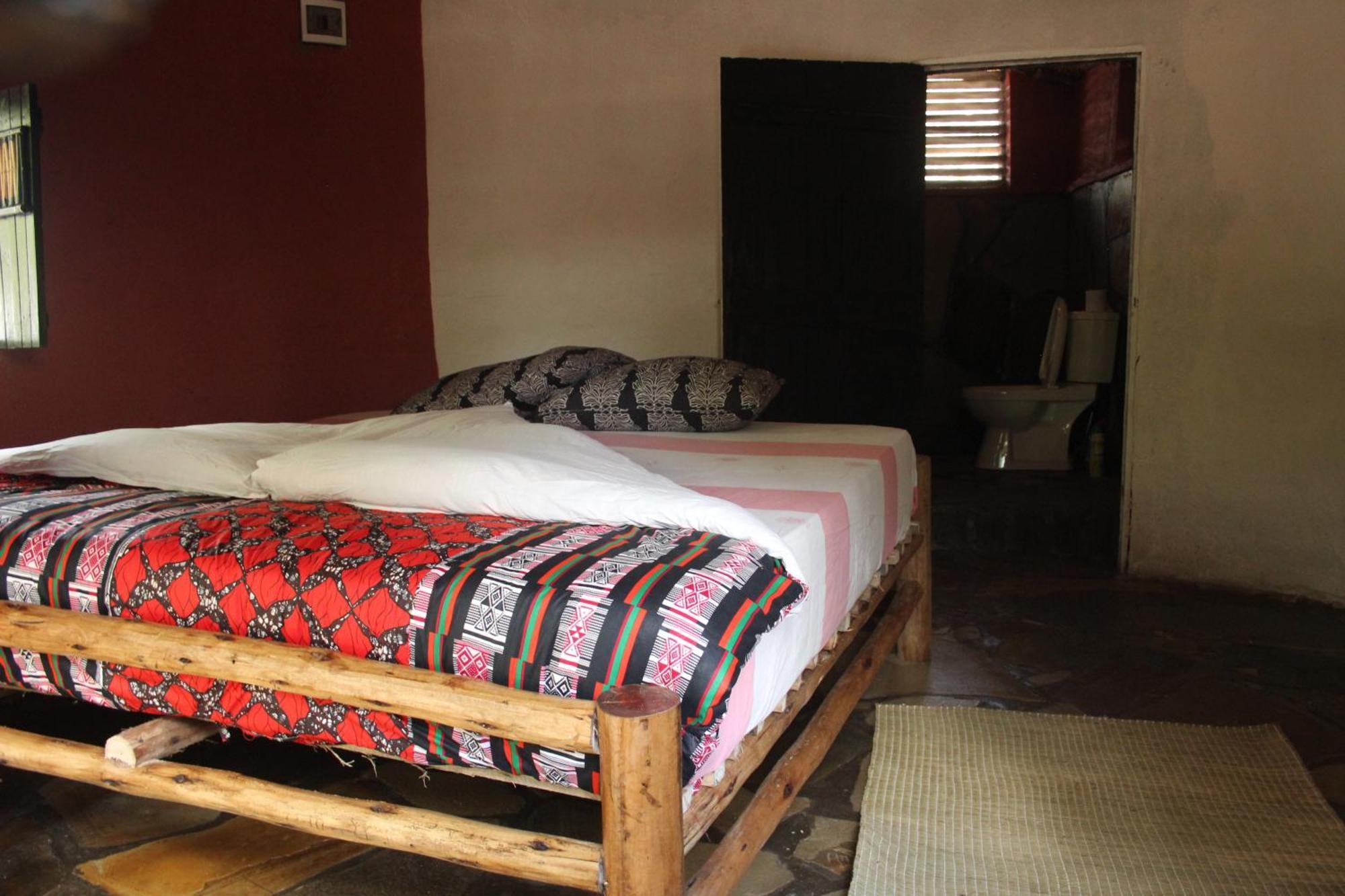 Red Rocks Rwanda - Campsite & Guesthouse Nyakinama Exteriör bild