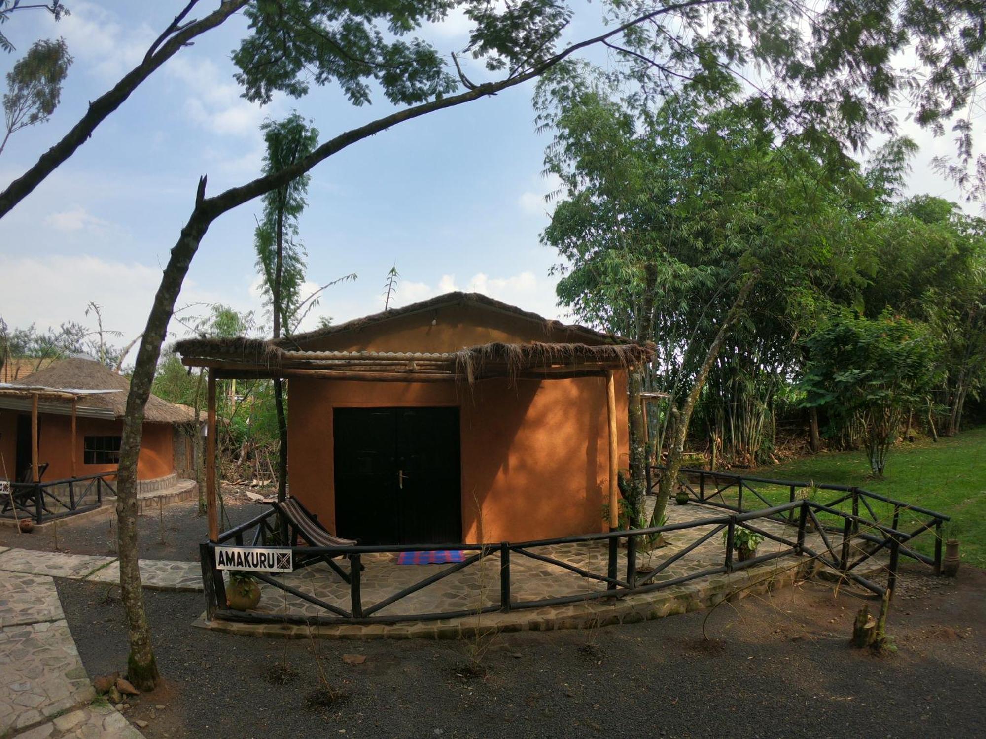 Red Rocks Rwanda - Campsite & Guesthouse Nyakinama Exteriör bild