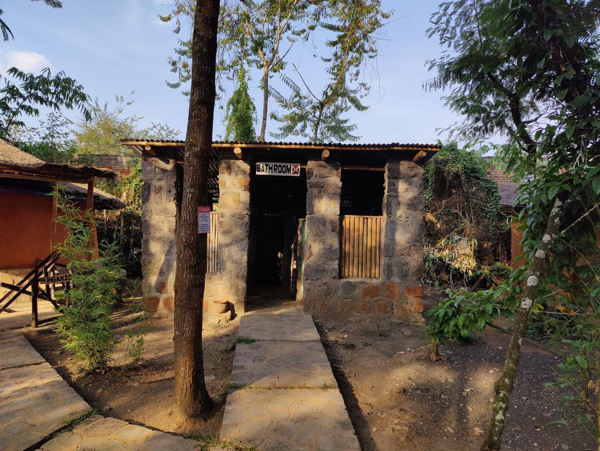 Red Rocks Rwanda - Campsite & Guesthouse Nyakinama Exteriör bild